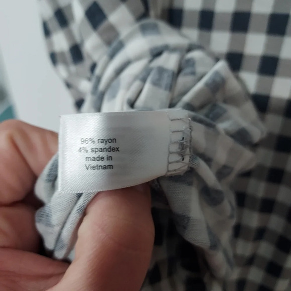 Lane Bryant Black and White Gingham Swing Tee Tank in Size 26/28 4X - Picture 9 of 9